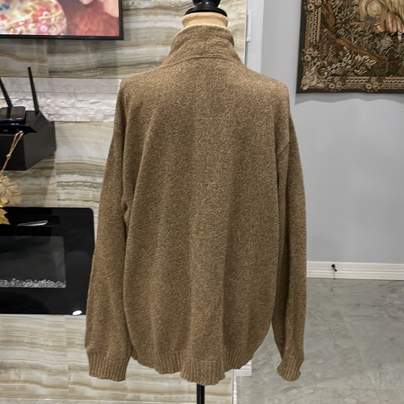 Oscar De La Renta Full Zip Tan Sherpa Lined Collar. Size XL - Picture 6 of 7